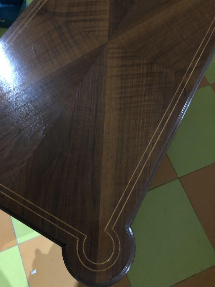 Mesa de centro muito original(URGENTE)