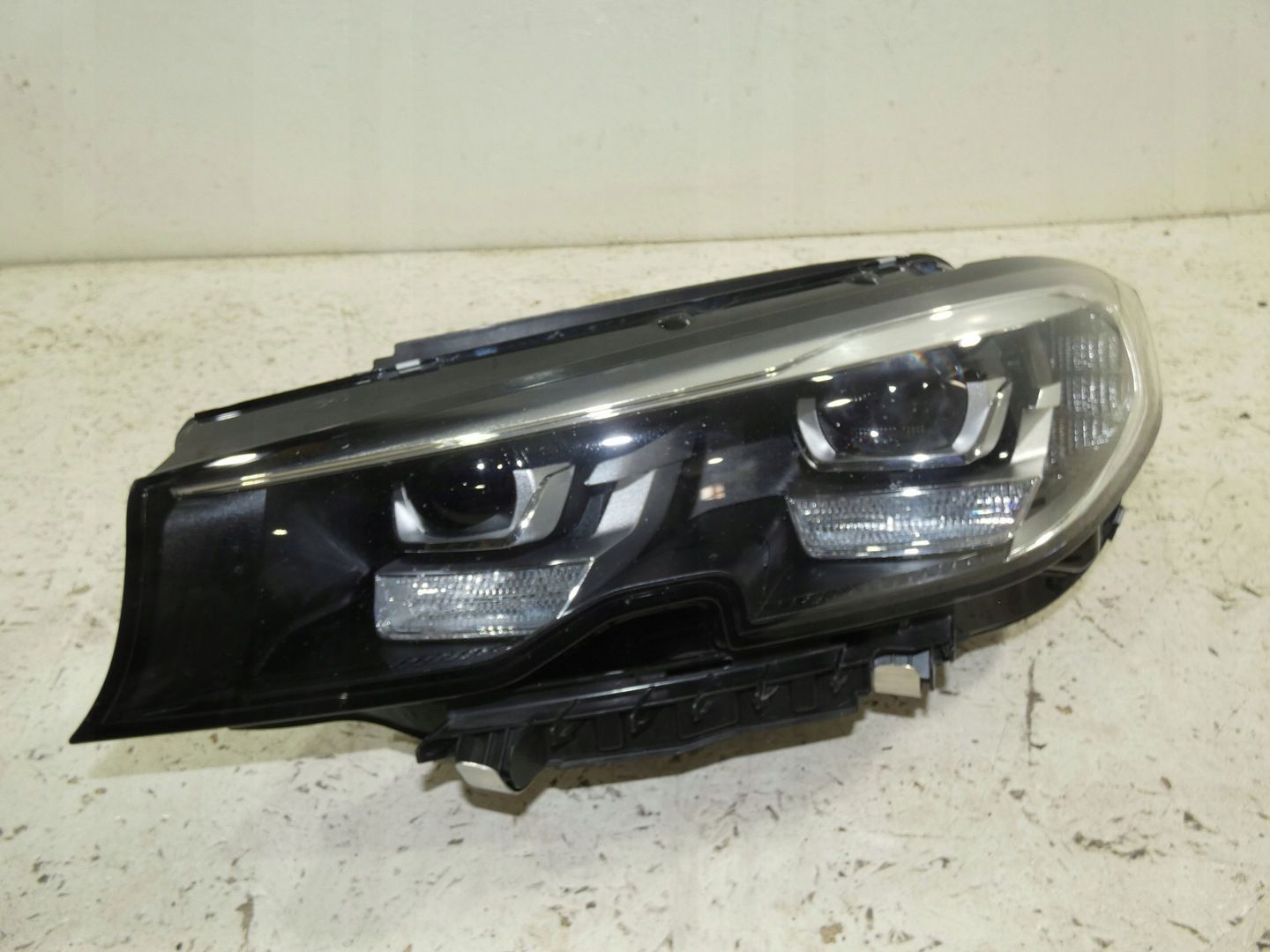 BMW 3 G20 G21 lampa Full Led lewa przód 9481695