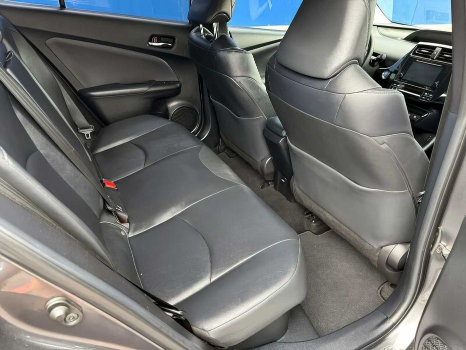 Toyota Prius      2017