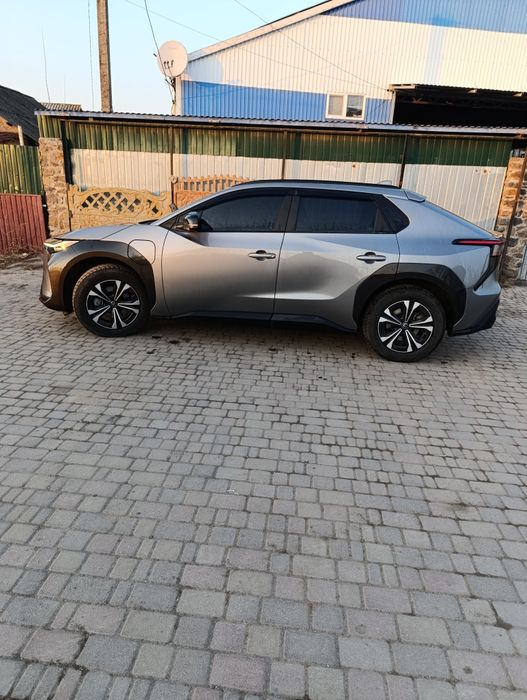 Продам Tayota bz4