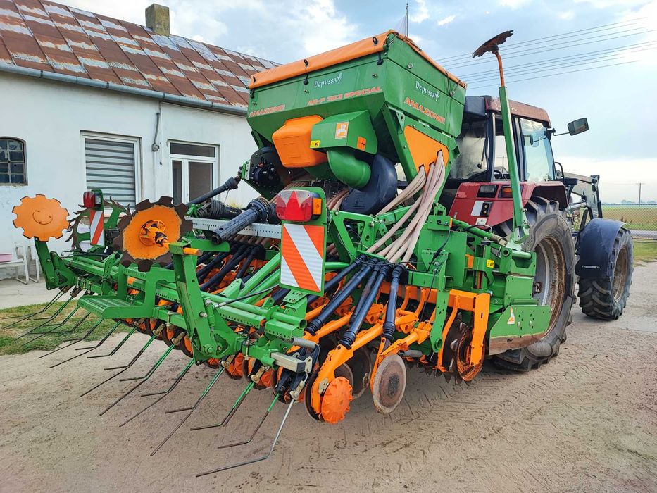Amazone Zestaw uprawowo siewny AD-P 303 Siewnik D9 Rotec Talerzowy