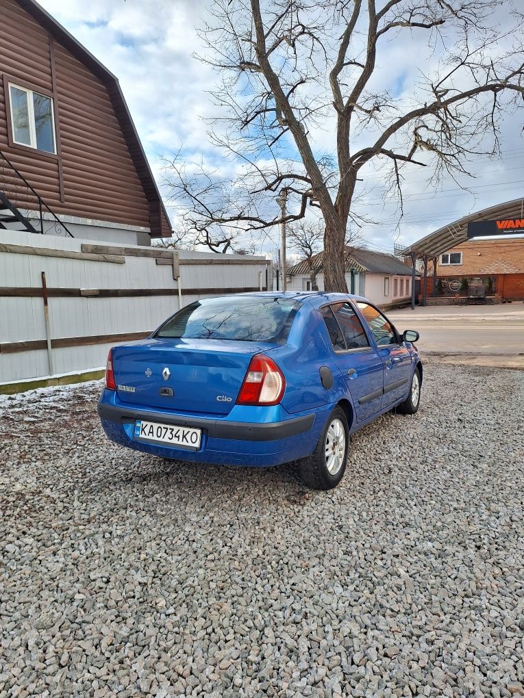 Renault Clio 2005 год , 1.4 бензин на автомате