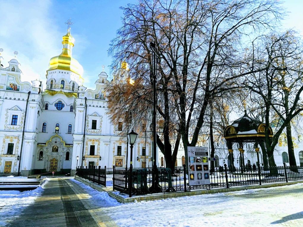 Квартира поруч з Лаврою. Печерськ.