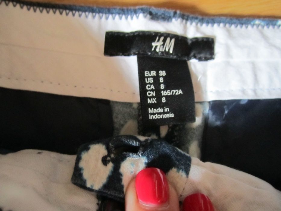 spodnie cygaretki H&M rozm. M