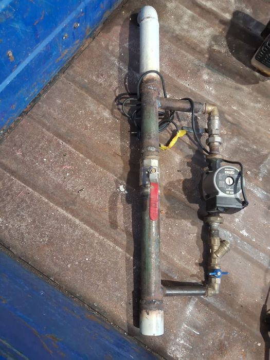 Продам бойпас на опалення з циркуляційним насосом