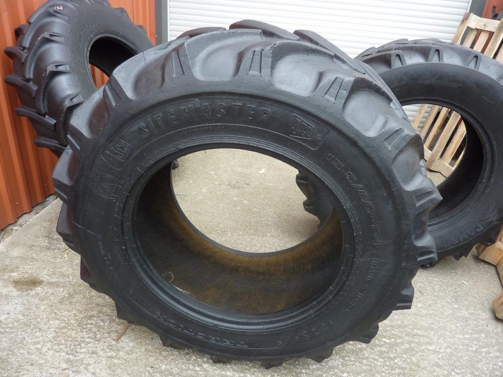 Opona używana rolnicza/przemysł 15.5/80-24 15.5/80R24 JCB 1100zł W3858