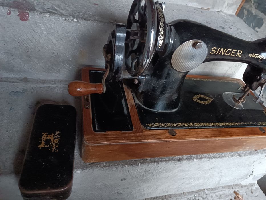 Stara maszyna do szycia SINGER antyk