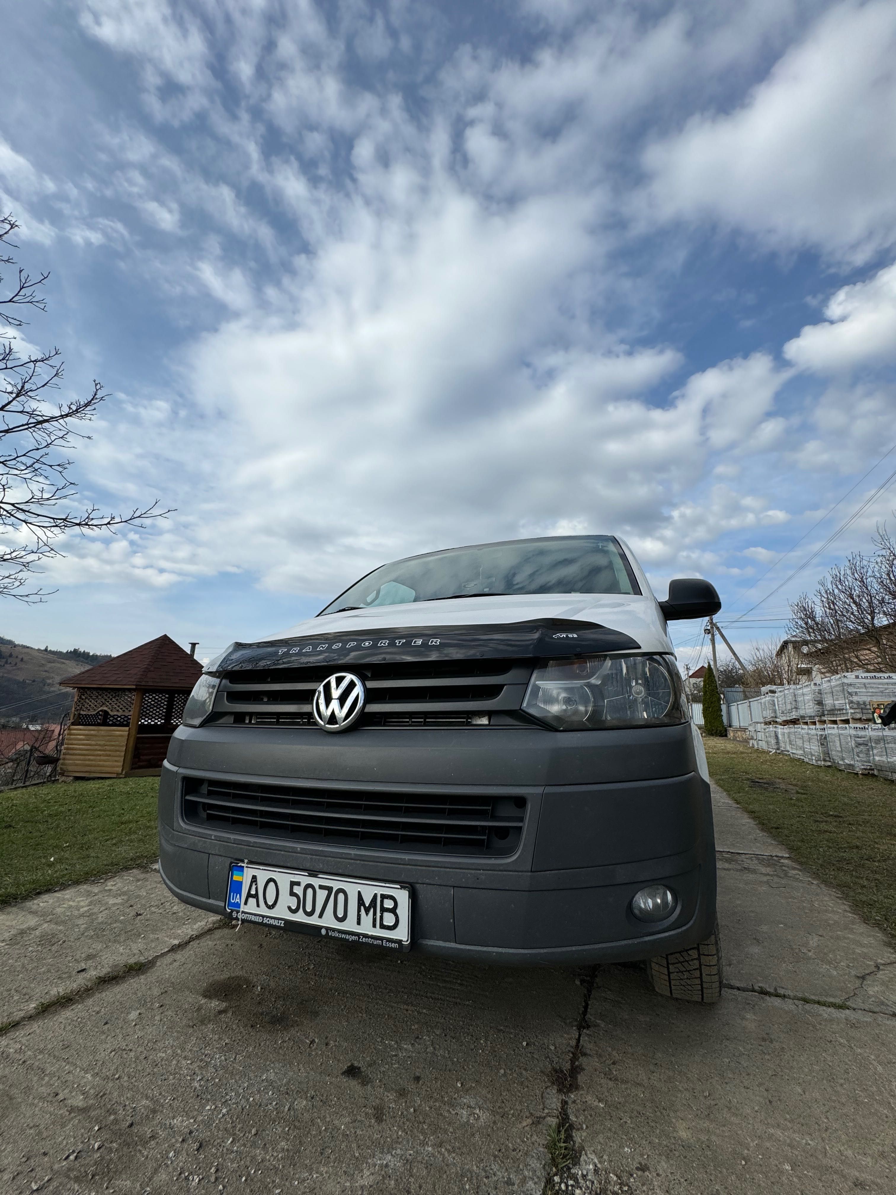 Volkswagen Transporter 2.0TDI 2012рік