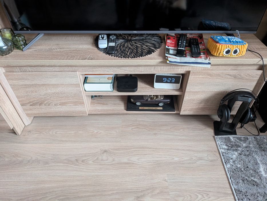 Komoda, stolik RTV i stół dębowy!! Jysk !