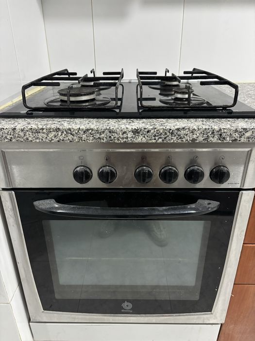 Forno e fogão a gás