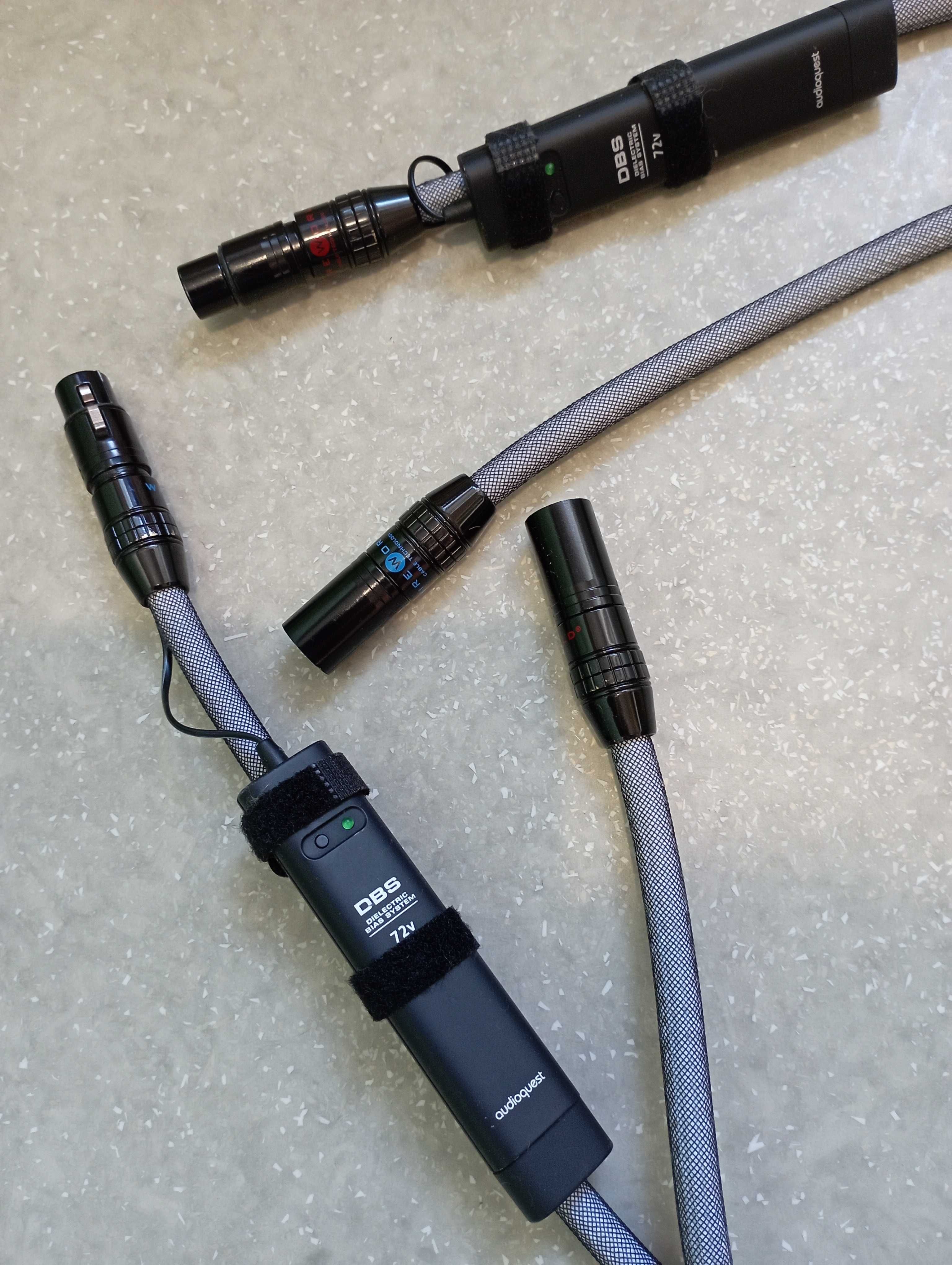 XLR  кабеля межблочные.