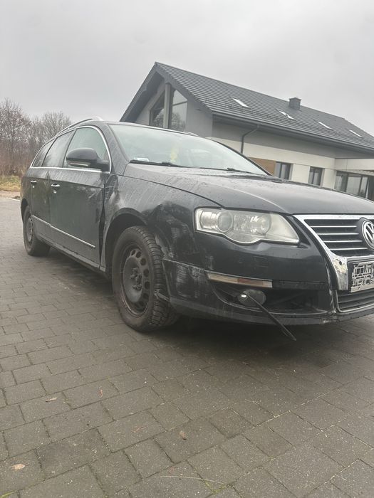 Sprzedam volkswagen passat - uszkodzony
