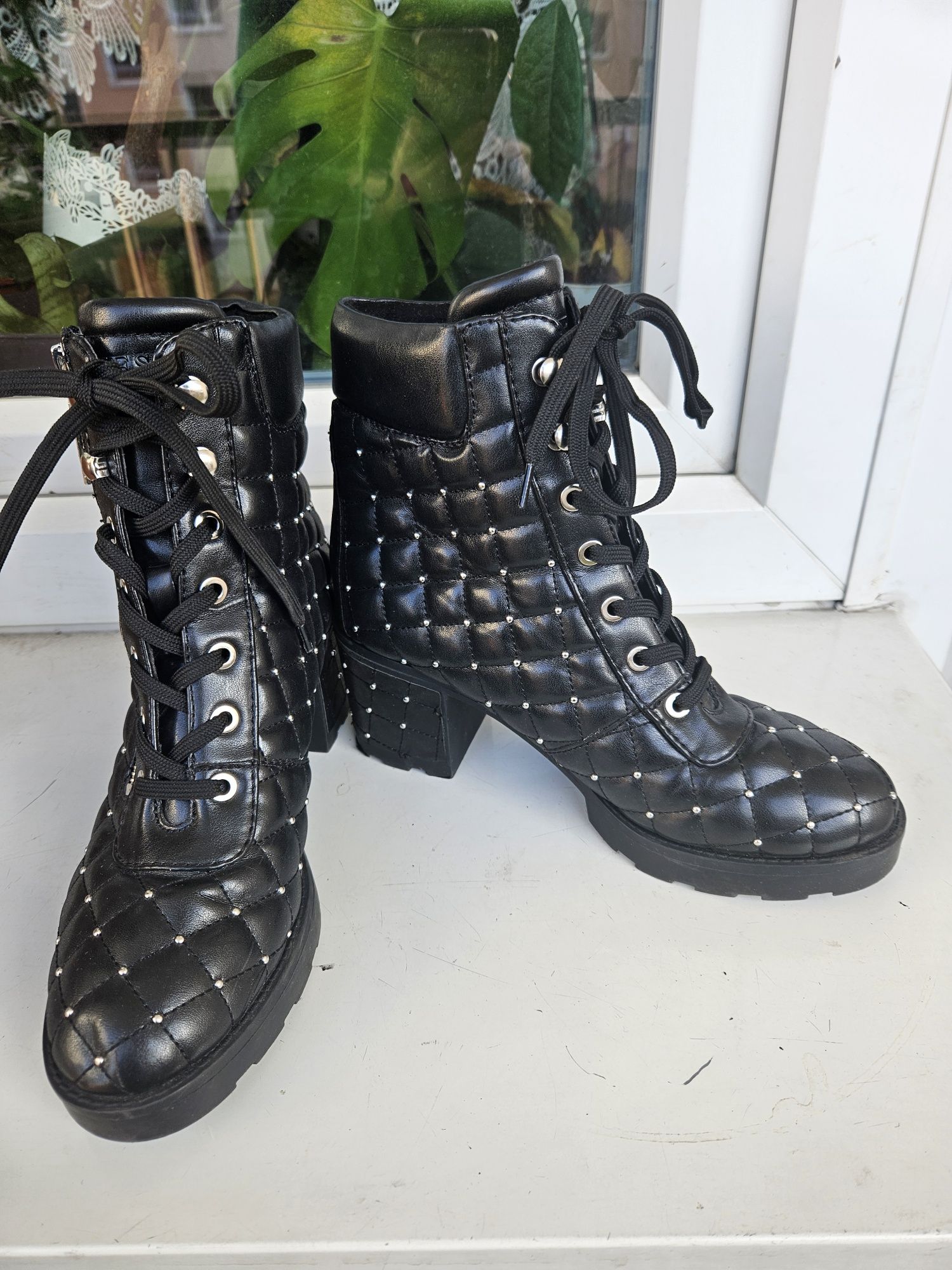 Botki Guess roz 38