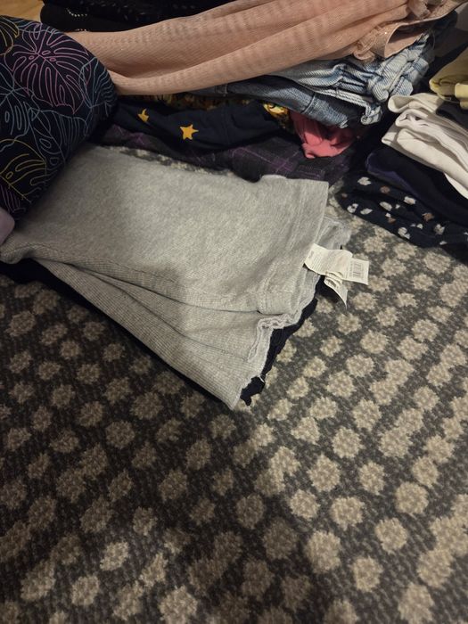 Okazja! Paka ubrań 128-134 bluza/leginsy/spódnica/h&m, zara, reserved