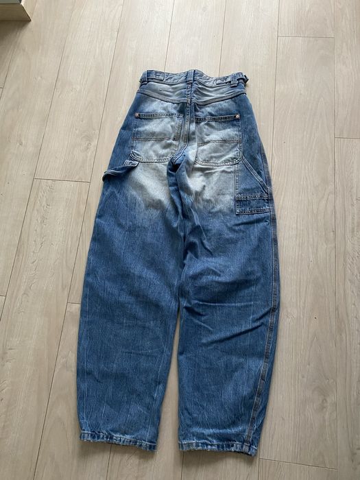 сині джинси bershka