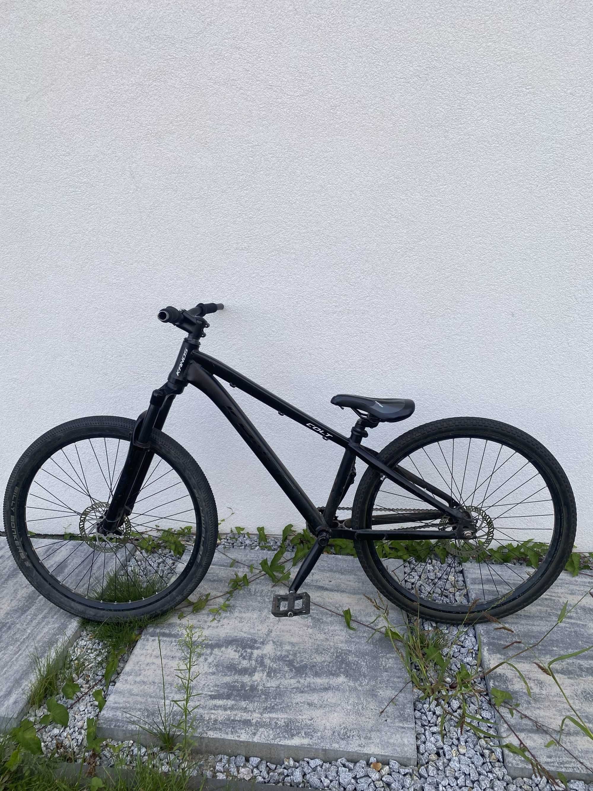 rower dirt kands colt