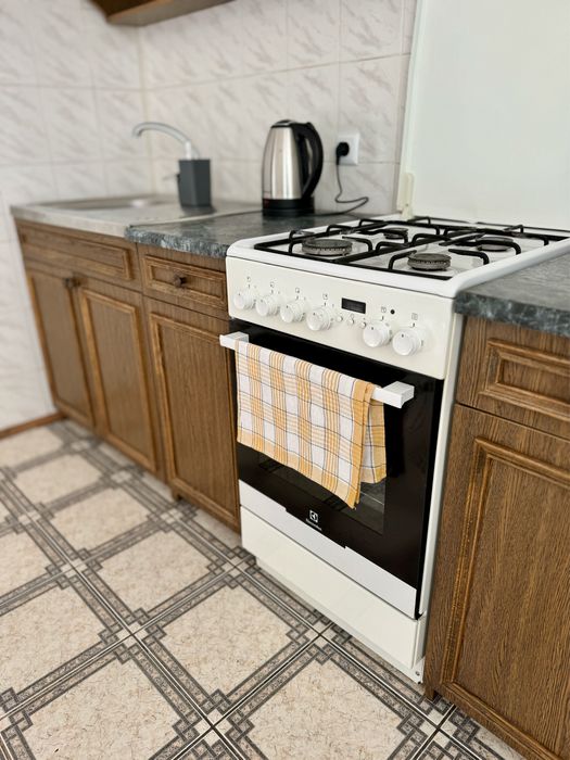 Вільна !!! Подобова Оренда Квартира погодинно  помешкання житло оренда