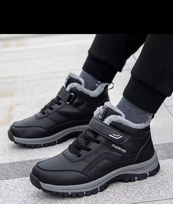 Новые мужские ботинки