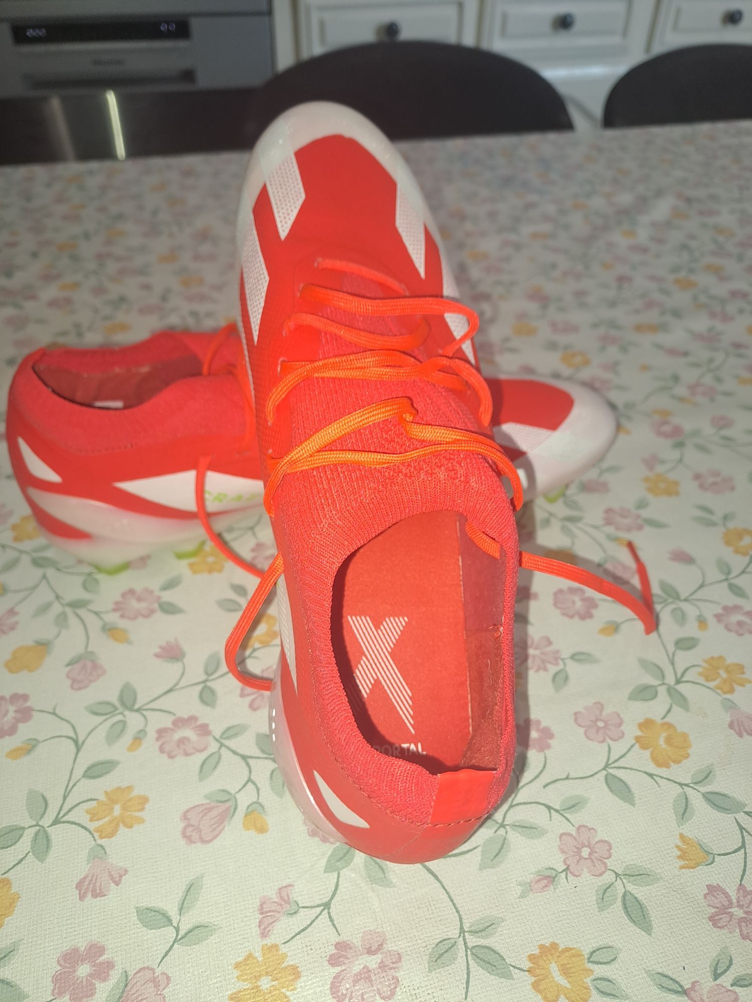 Chuteiras novas adidas