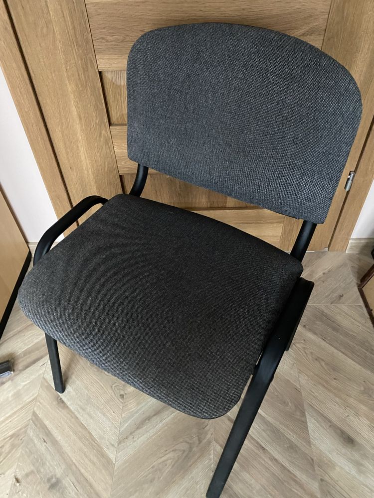 Krzesła biurowe - 2 sztuki