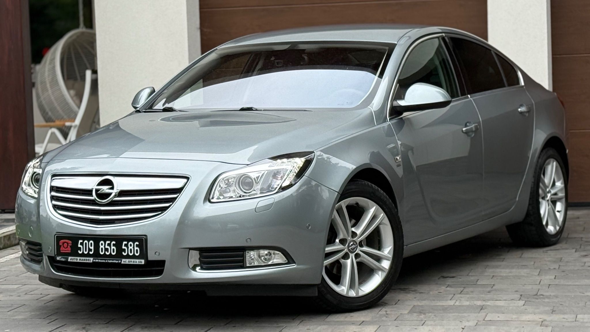 Opel Insignia Z Niemiec/Bnezyna/DużaNavi/Bi-Xenon/Alu18"/Pdc/Klimatron/Asystent/