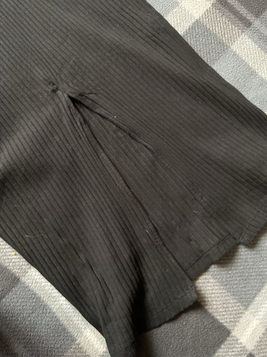 Чорна сукня в рубчик H&M