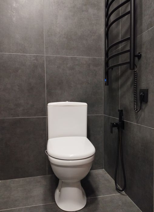 2к квартира подобово Ужгород бізнес-клас! Паркокомісце  біля входу!