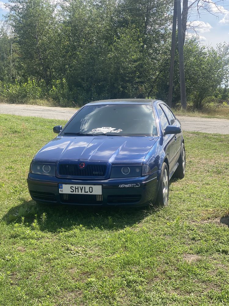 Skoda Tour 1.8t (AUQ)
