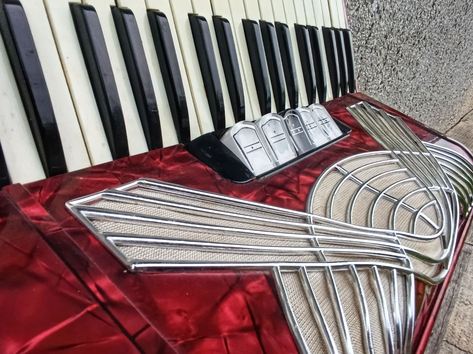 Akordeon Hohner Verdi II 96 basów