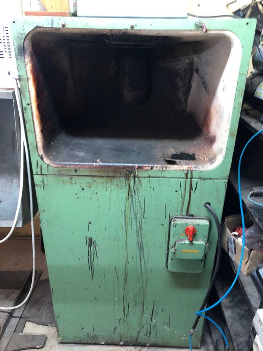 Kabina natryskowa do obuwia