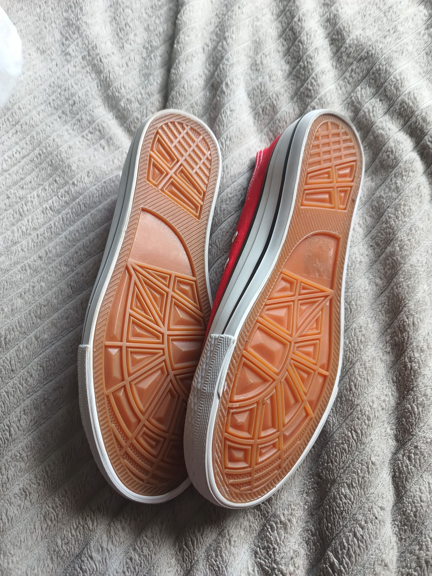 Nowe trampki rozmiar 39