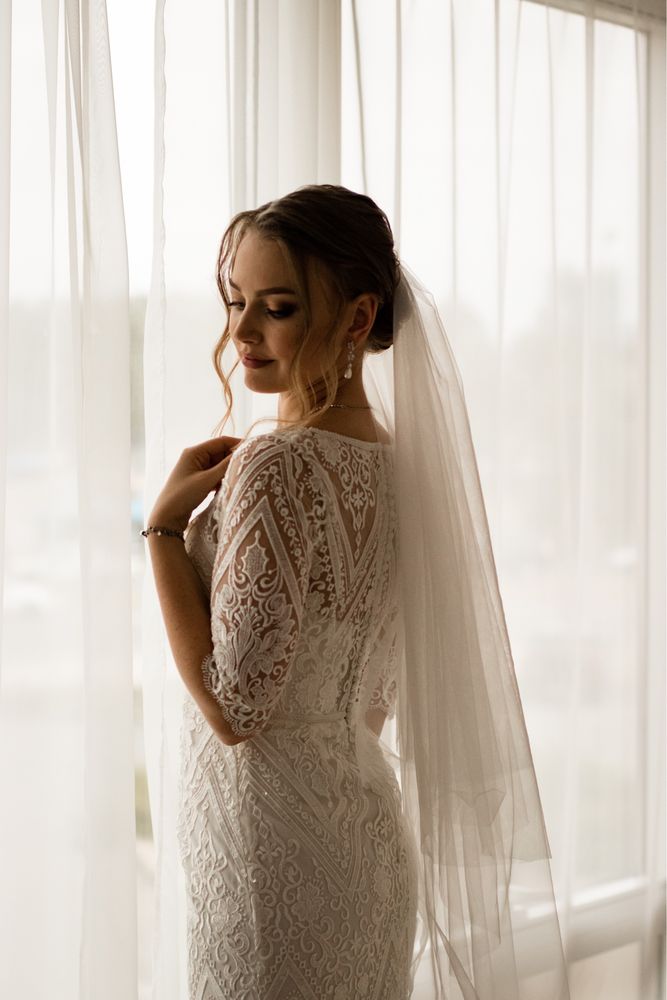 Весільна сукня (український виробник), вдягнена 4 години