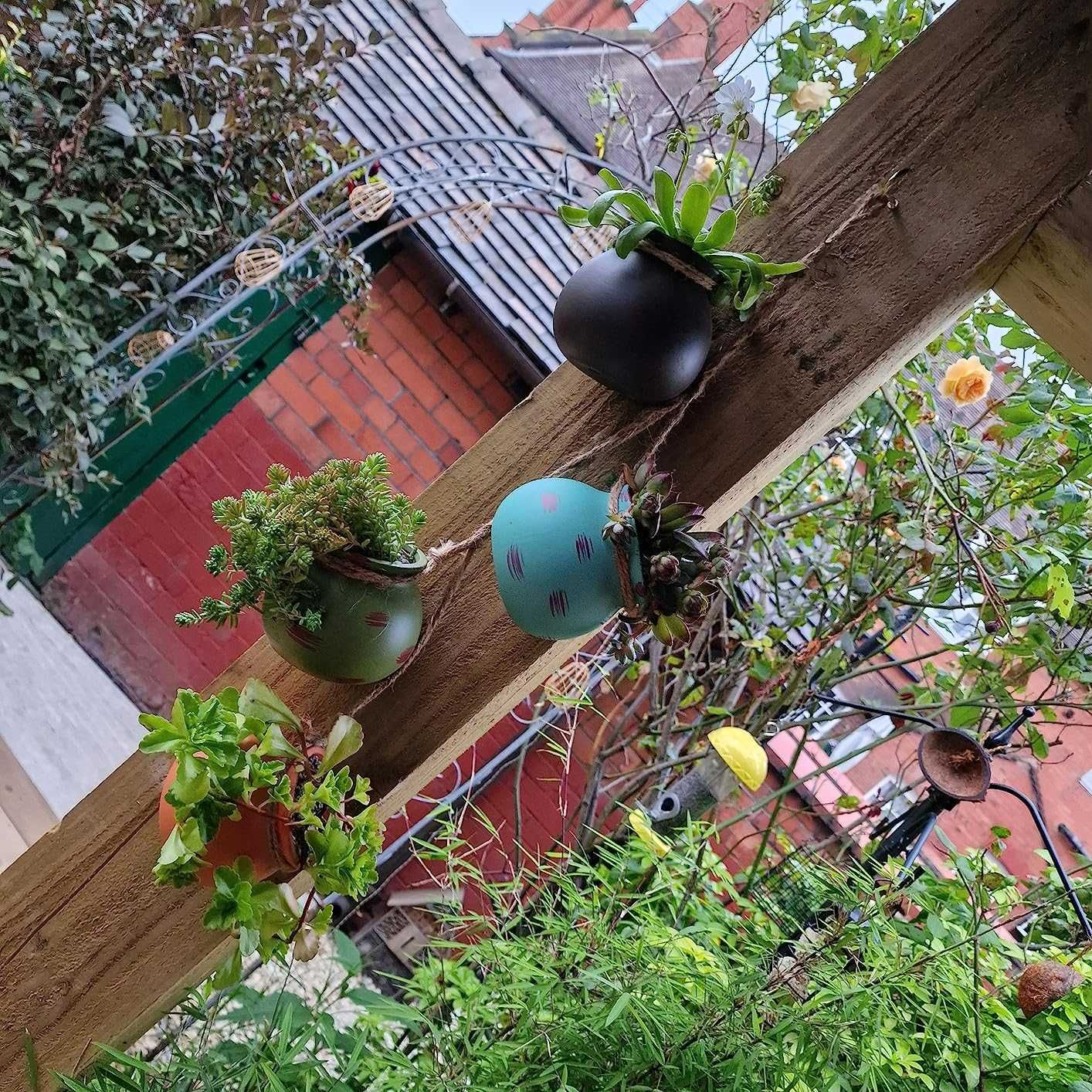 Zestaw wiszących doniczek na sznurku na taras balkon dekoracja