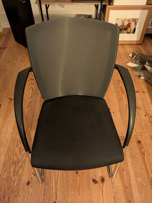 Cadeiras de escritorio Konig + Neurath (2x)