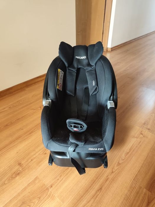 Fotelik samochodowy recaro privia Evo z bazą