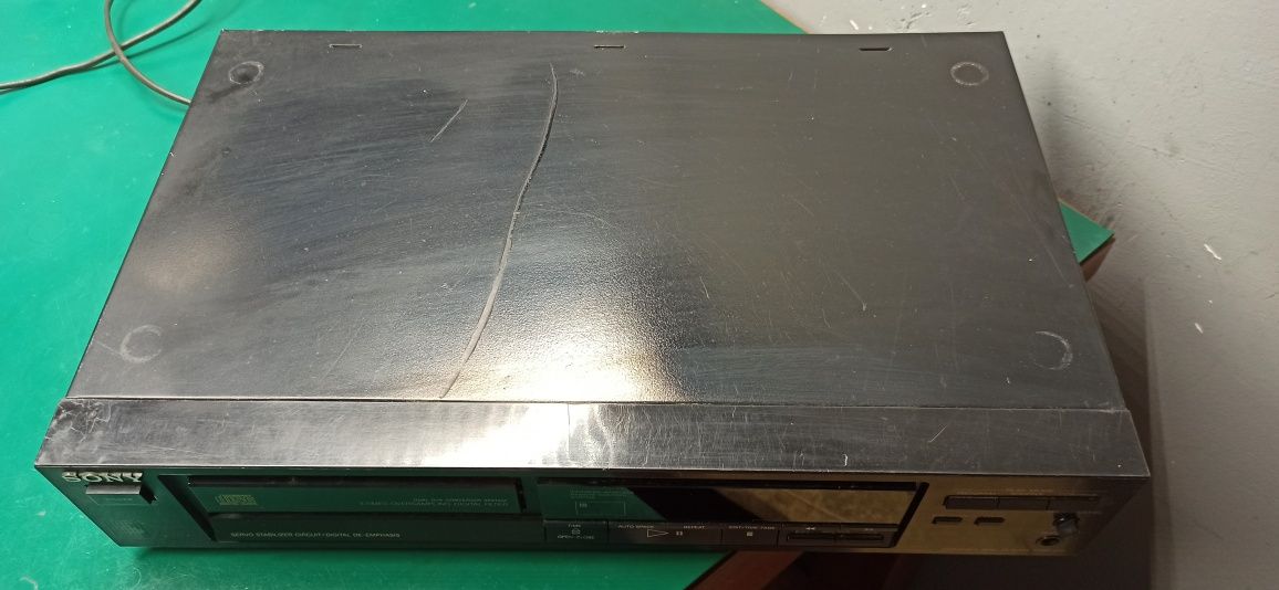 Odtwarzacz CD Sony CDP-470