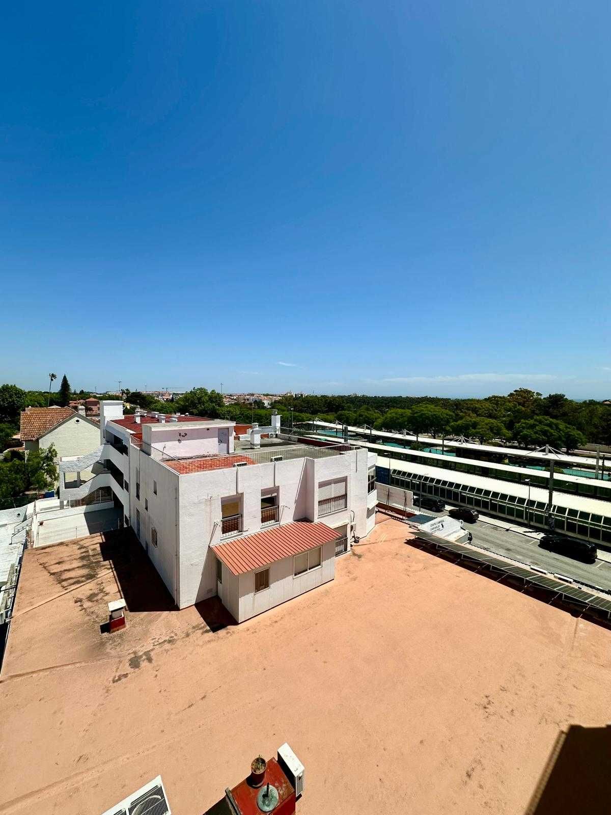 T1 no centro de Carcavelos - A 1minuto da estação de comboios