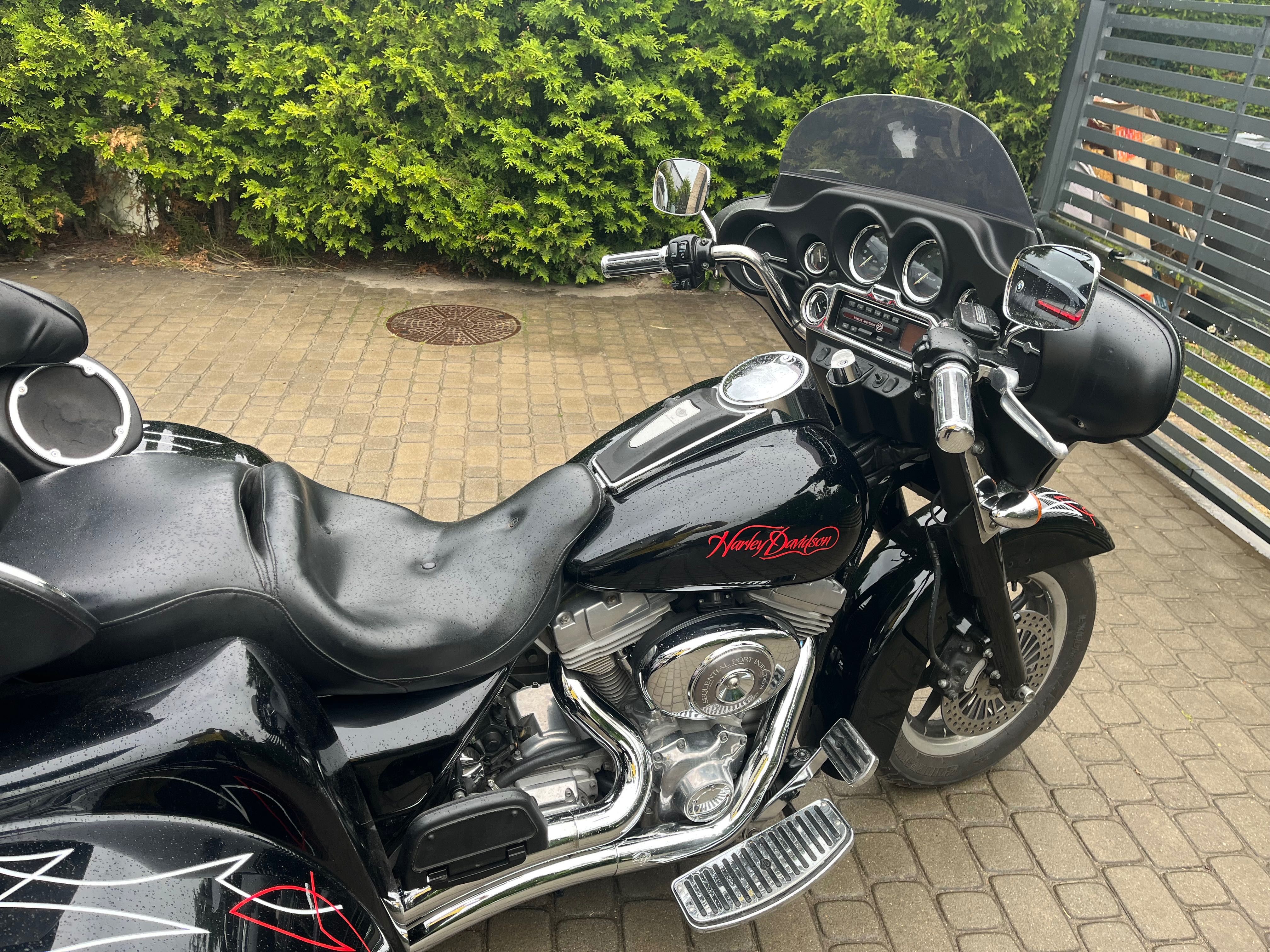 Harley-Davidson Electra Glide Classic Ultra • kat. B • trójkołowiec