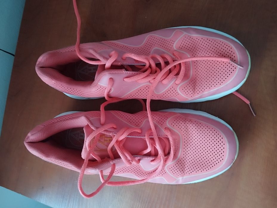 Buty sportowe damskie rozmiar 41