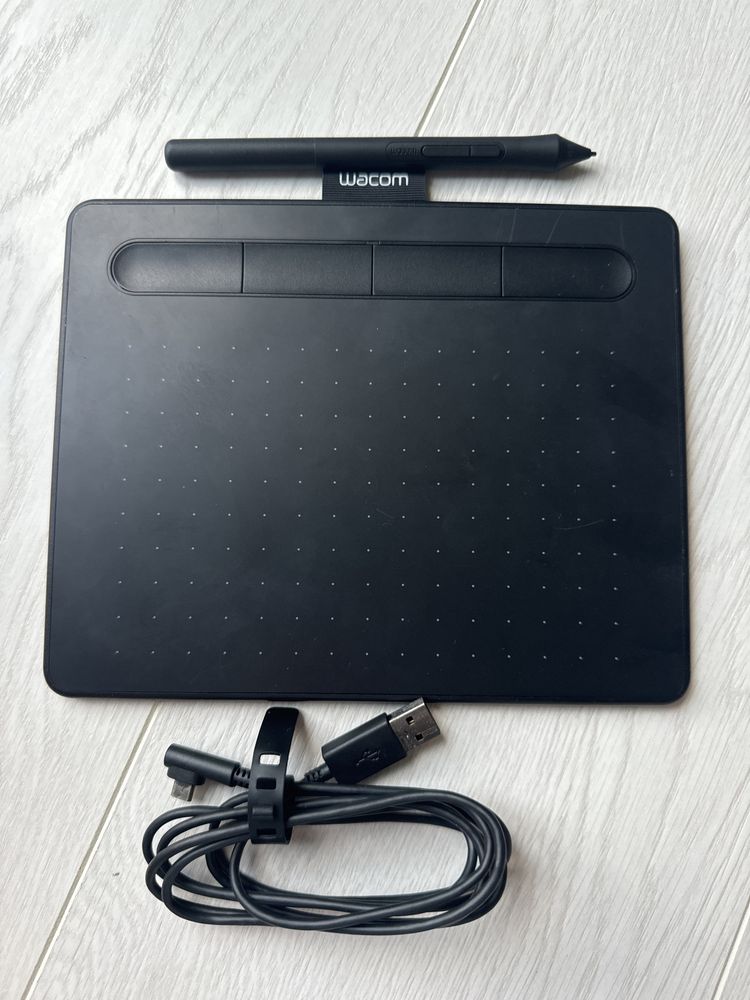Tablet graficzny Wacom intuos S