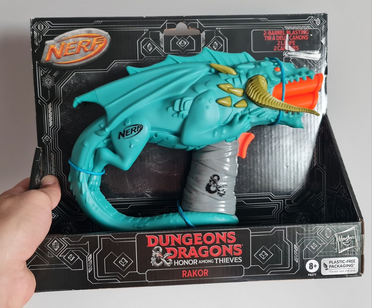 Nerf Dungeons & Dragons Rakor Blaster i 4 rzutki Nerf Elite 2.0,