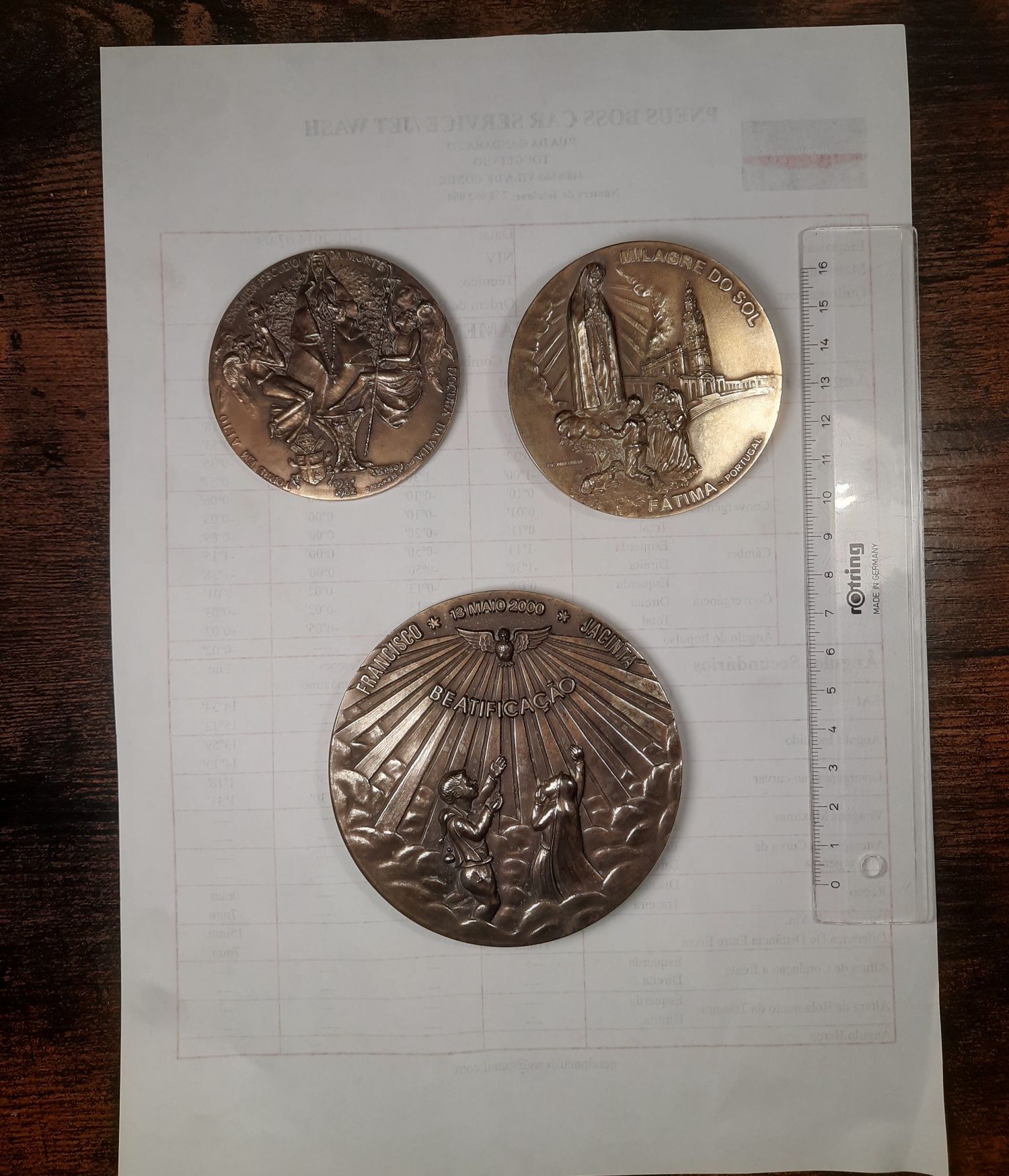 Medalhas em bronze motivo Fátima/João Paulo II