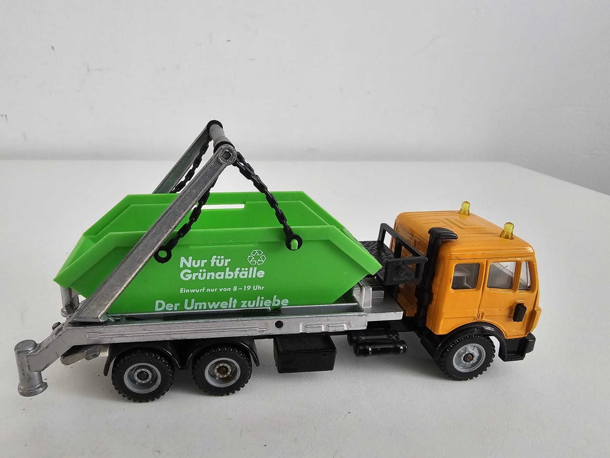 Siku 3516 - Mercedes SK śmieciarka vintage