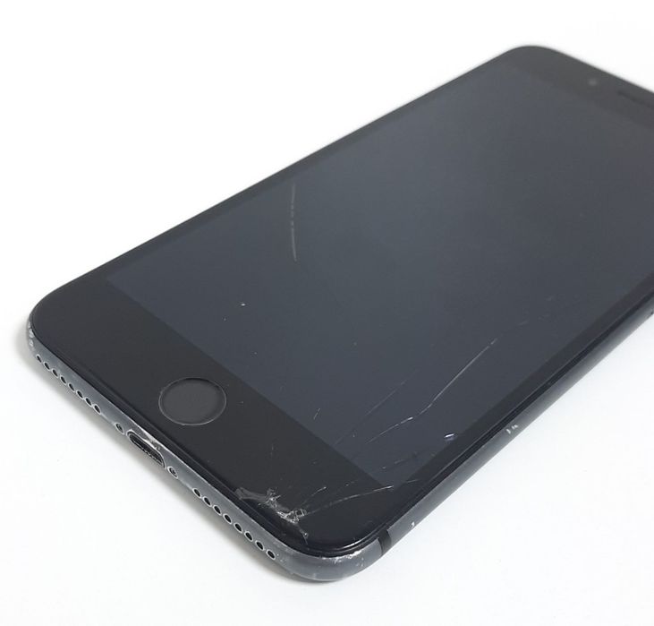 Смартфон APPLE iPhone 8 Plus 64GB