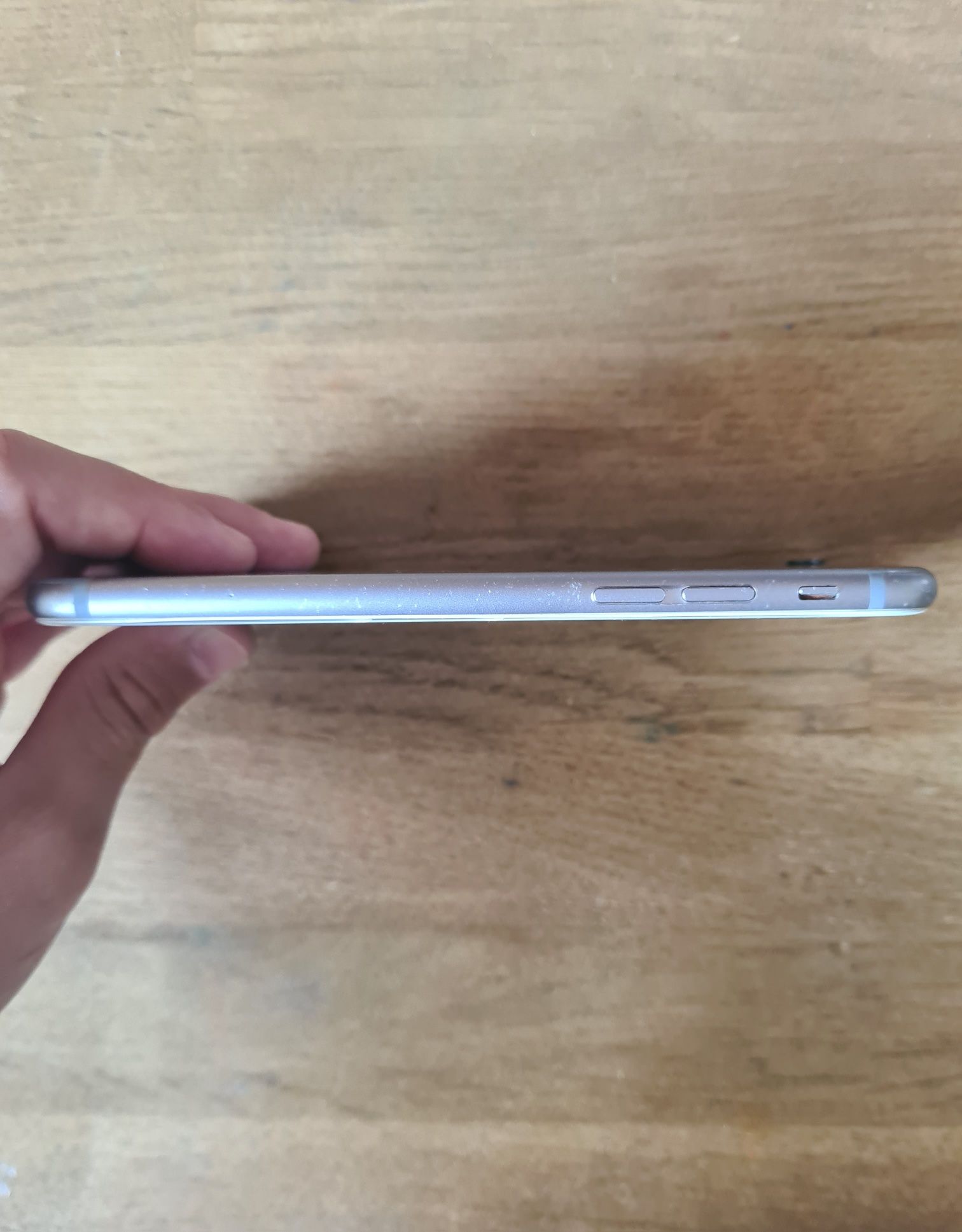 IPhone 6 Nietestowany. Urlop od 9 sierpnia do 15