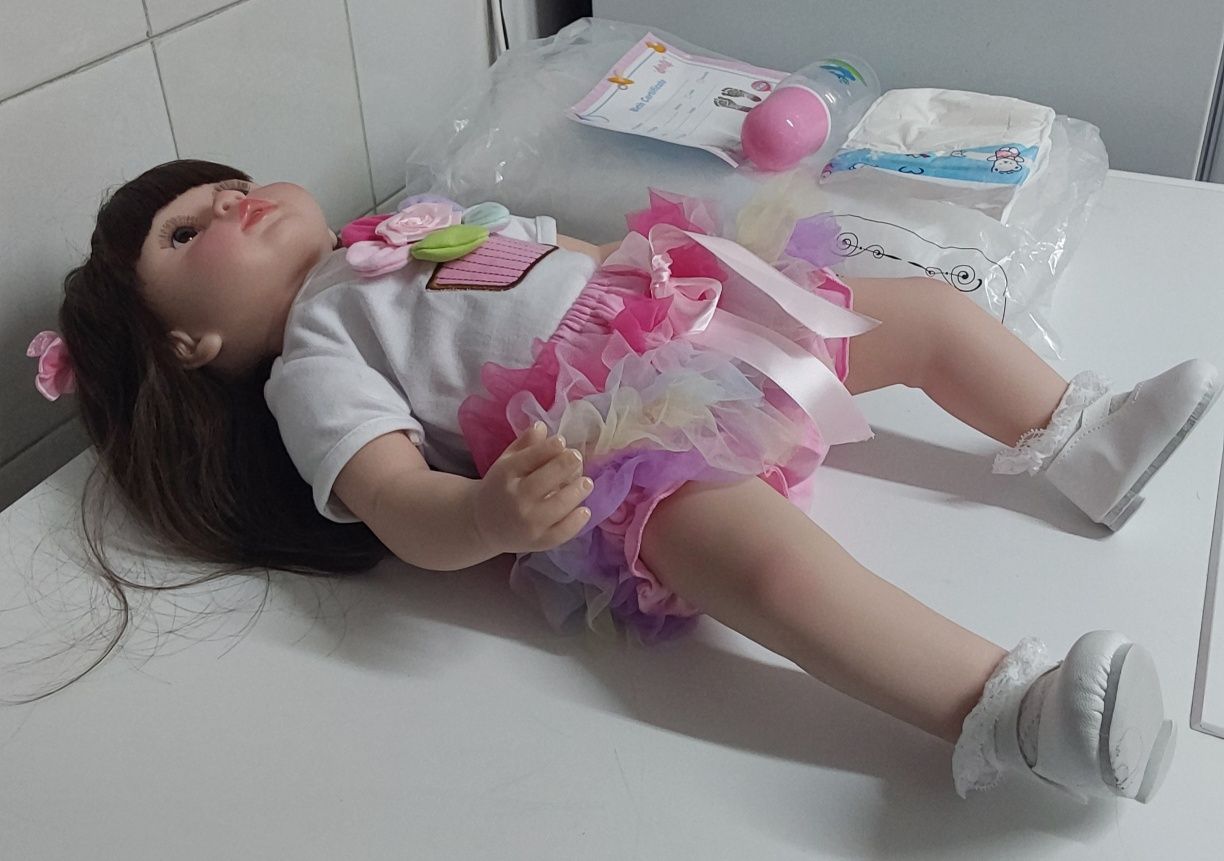 BONECA REALISTA REBORN,SILICONE MACIO,Corpo em tecido.Quarto,Sala.Casa