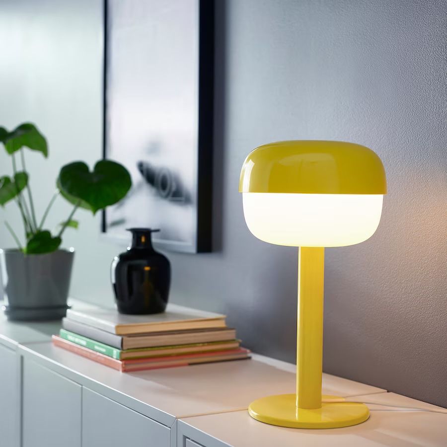 Candeeiro IKEA amarelo