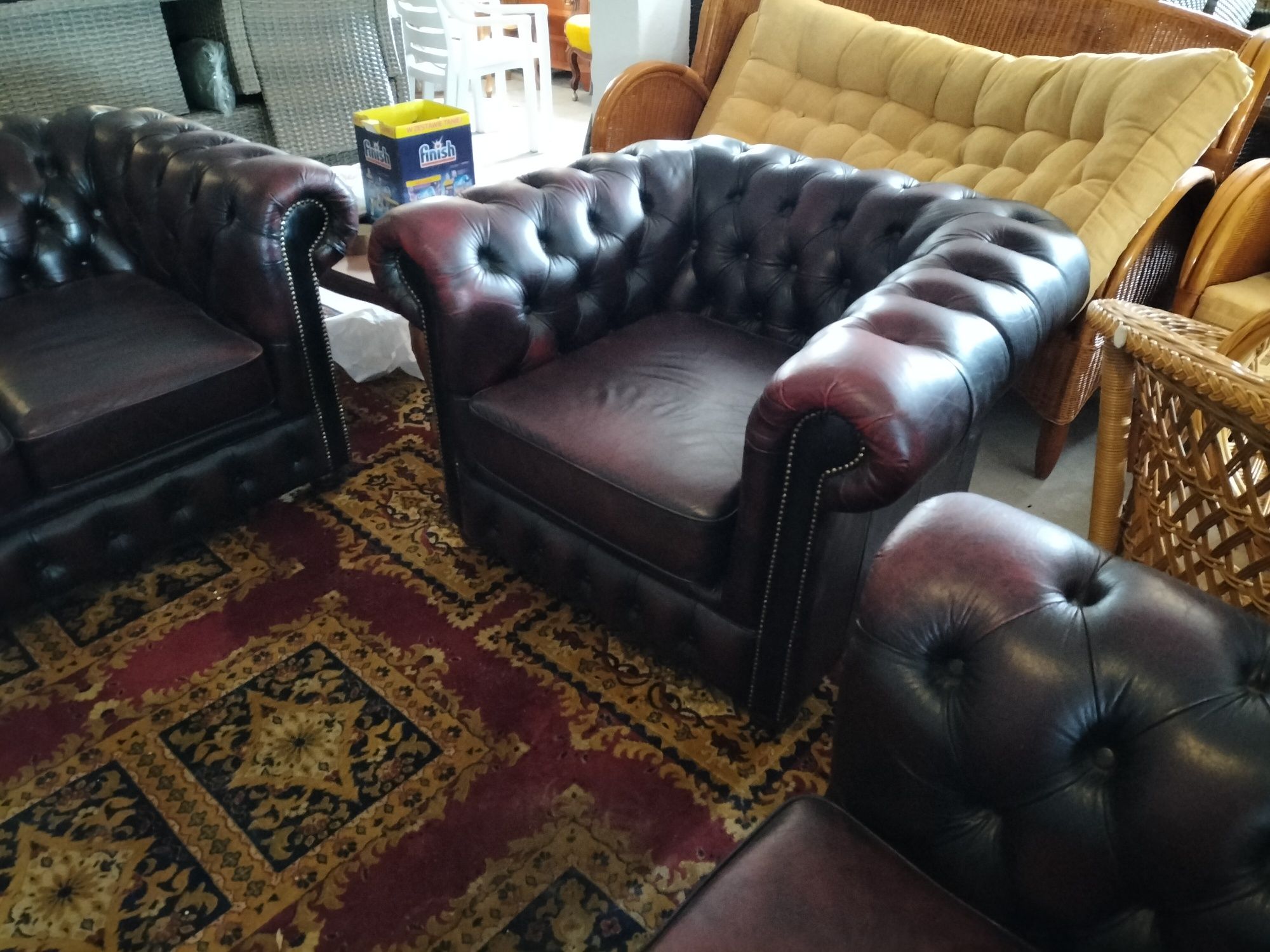 Chesterfield sofa 3 2 i fotel