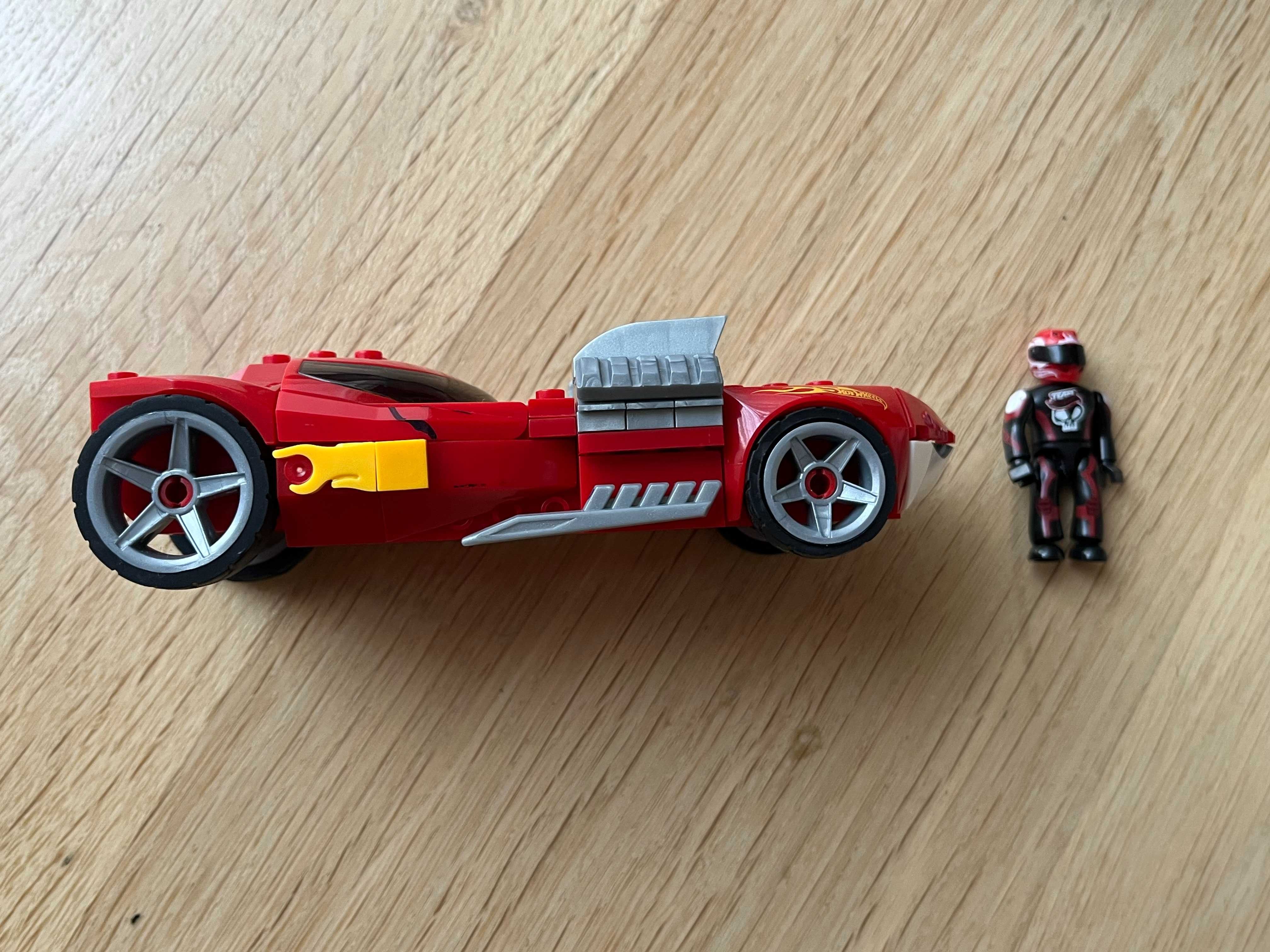 Hot Wheels Mega Bloks samochód z klocków