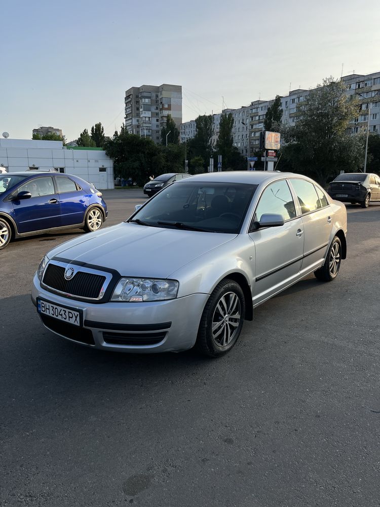 Skoda Superb 2005 (1.8 T)